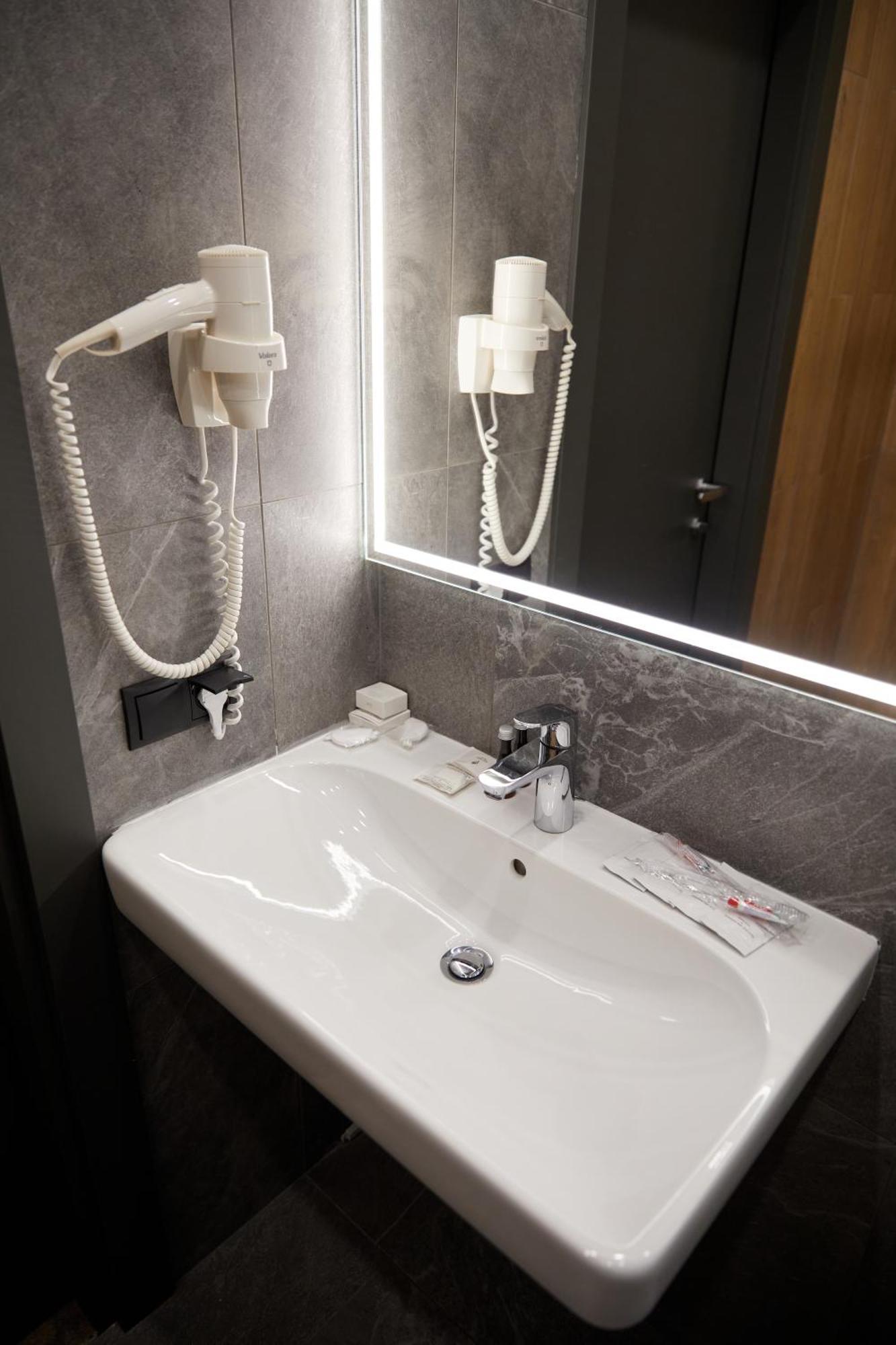 Hotel Fregat كييف المظهر الخارجي الصورة